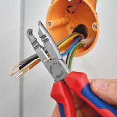  Abmantelungszangen KNIPEX 13 42 165 Abmantelungszange mit Mehrkomponenten-Hüllen schwarz atramentiert 165 mm 12380363