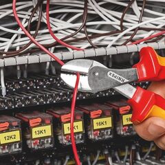  KNIPEX X-Cut® Kompakt-Seitenschneider hochübersetzt KNIPEX 73 06 160 X-Cut® Kompakt-Seitenschneider hochübersetzt isoliert mit Mehrkomponenten-Hüllen, VDE-geprüft verchromt 160 mm 12380538