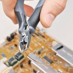  Elektronik-Seitenschneider ESD KNIPEX 77 12 115 ESD Elektronik-Seitenschneider ESD mit Mehrkomponenten-Hüllen 115 mm 12380576