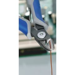  Präzisions-Elektronik-Seitenschneider KNIPEX 79 12 125 Präzisions-Elektronik-Seitenschneider mit Mehrkomponenten-Hüllen brüniert 125 mm 12380619