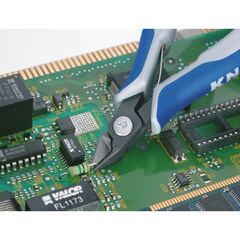  Präzisions-Elektronik-Seitenschneider KNIPEX 79 42 125 Z Präzisions-Elektronik-Seitenschneider mit Mehrkomponenten-Hüllen brüniert 125 mm 12380617