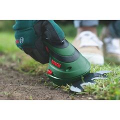  Akku-Geräte Kabelfreie Helfer für Haus und Garten Bosch Akku-Strauch- und -Grasscheren-Set Isio 12377823