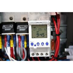  Fernstart-Stopp-Automatik für Stromerzeuger von 1-44 kVA ELMAG Digitale Zeitschaltuhr integriert in START-STOP-Steuertafel über potentialfreien Kontakt 12423743