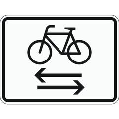  Zusatzzeichen Verkehrszeichen 1000-32 Radverkehr kreuzt von links u.rechts 450x600 mm, Alu 2 mm, RA3 12357925