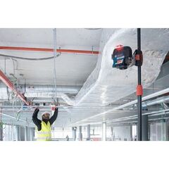  Akku-Geräte Messtechnik Bosch Linienlaser GLL 3-80 C, mit 4 x 1,5 V-LR6, AA1 Akku-Adapter, Baustativ BT 150 12369328