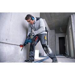  Bohr- & Schlaghämmer Bohrhämmer mit SDS plus Bosch Akku-Bohrhammer BITURBO mit SDS-plus GBH 18V-34 CF mit 2x Akku ProCORE18V 5.5Ah 12369479