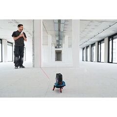  12V System Bosch Kombilaser GCL 2-50 C, mit 4 x 1,5-V-LR6-(AA)-Batterien, RM 2, BT 150 12369335