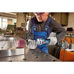  Vernetzte Produkte und Services Vernetzte Werkzeuge Bosch Akku-Geradschleifer GGS 18V-10 SLC 12369022