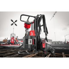  Akku Betonverdichter Milwaukee Rucksack-Betonverdichter MXFCVBP-602 12428162