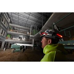  Persönliche Beleuchtung Milwaukee Akku-Leuchte L4HL-VIS-301 600 lm 12442808