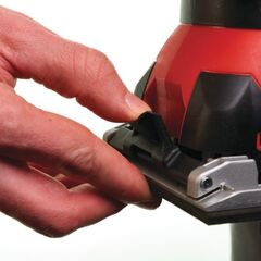  Kabelgeführte Geräte Schleifen Milwaukee Schwingschleifer SPS 140, im Karton 12443783