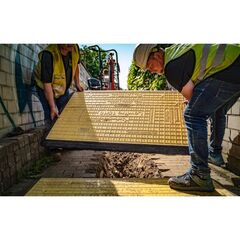  Baustelleneinrichtung Bestseller  Oxford LKW Überfahrplatte LowPro Mittelstück 15/10 Fahrplatten Kunststoff 12466348