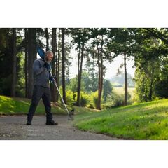  Akku-Geräte Kabelfreie Helfer für Haus und Garten Bosch Professional Akku-Rasentrimmer GRT 18V-40 solo 12466400