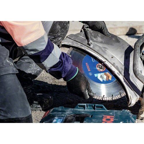  EXPERT MultiMaterial Diamanttrennscheiben Bosch EXPERT MultiMaterial Diamanttrennscheiben, 350 x 20/25,40 x 3,3 x 15 mm, für Tischsägen 12369853