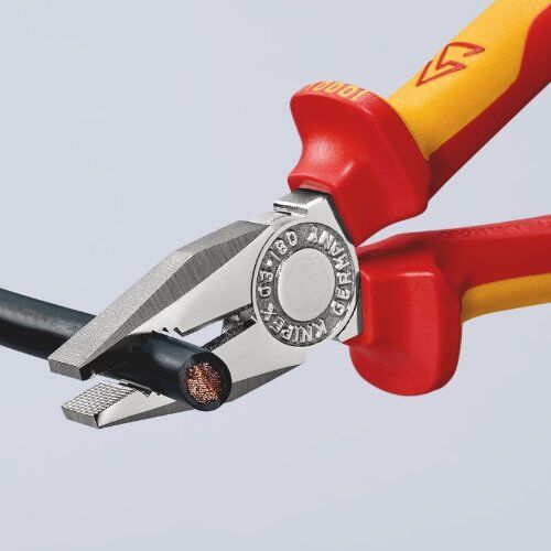  Kombizangen Kombizangen KNIPEX 03 06 180 T Kombizange isoliert mit Mehrkomponenten-Hüllen, VDE-geprüft; mit integrierter isolierter Befestigungsöse zum Anbringen einer Absturzsicherung verchromt 180 mm 12381020