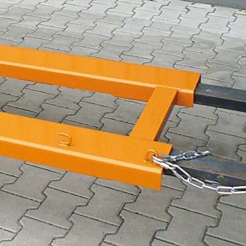  2071 Schneeschieber Schneeschieber 2071.02 Schildbreite 1800 Schildhöhe 660 Federklappschurre 12391810