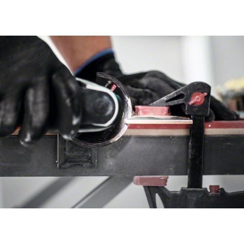  EXPERT Grout Segment Blade ACZ 85 RD4 Segmentsägeblätter für Multifunktionswerkzeuge Bosch EXPERT Grout Segment Blade ACZ 85 RD4 Blatt für Multifunktionswerkzeuge, 85 mm, für oszillierende Multifunktionswerkzeuge 12372822