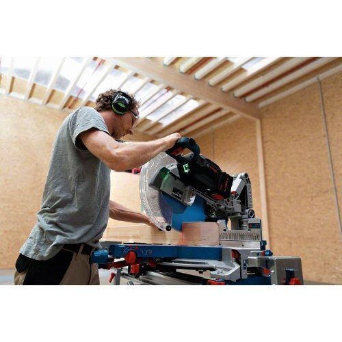  Akku-Geräte 18V System Bosch Akku-Kapp- und Gehrungssäge BITURBO GCM18V-305 GDC 12368825