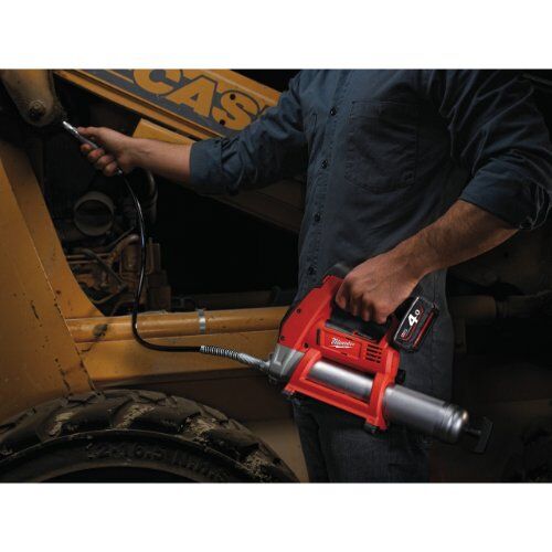  Fettpressen Milwaukee Akku Fettpresse M12 GG-401B, incl. 2x Akku 4 Ah, Ladegerät, Werkzeugtasche 12428183