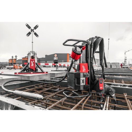  Betonverdichter Milwaukee Akku Rucksack-Betonverdichter MXFCVBP-0 12428162