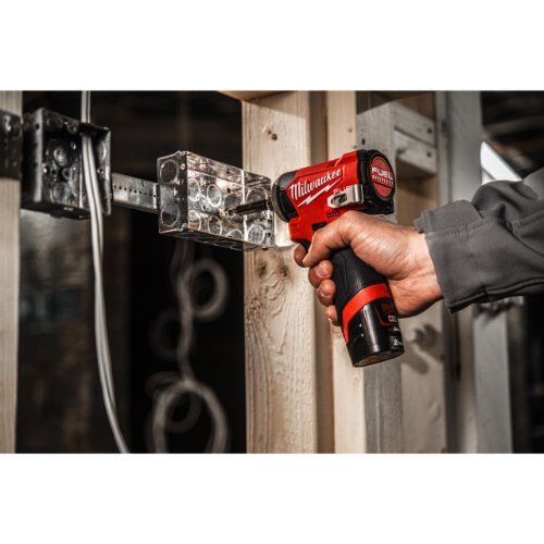  Befestigen Schlagschrauber Milwaukee Akku-Schlagschrauber 1/4" M12FID2-202X, incl. 2 Akkus, Ladegerät, HD Box 12463509