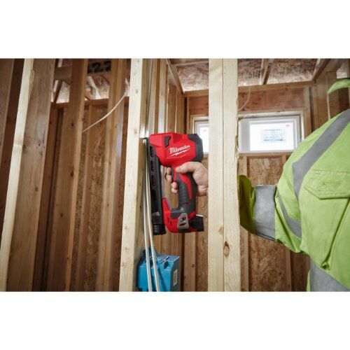  Befestigen Nagler Milwaukee Akku-Kabeltacker M12BCST-0 12463512