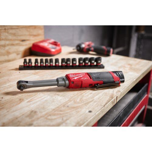  Ratschen Milwaukee 3/8" Hochgeschwindigkeitsratsche lang M12 FHIR38LR-0 12463513