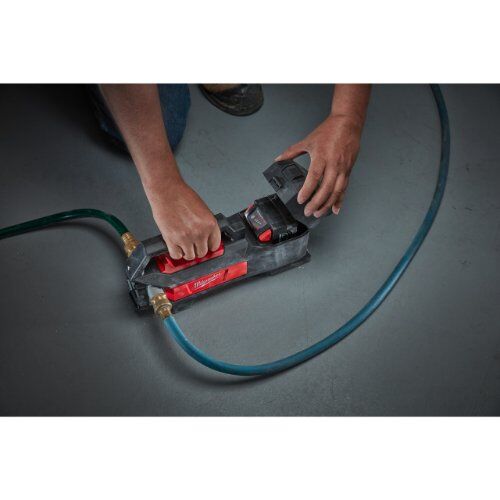  Akku Pumpe Milwaukee Akku Transferpumpe M18 BTP-0, im Karton 12428164