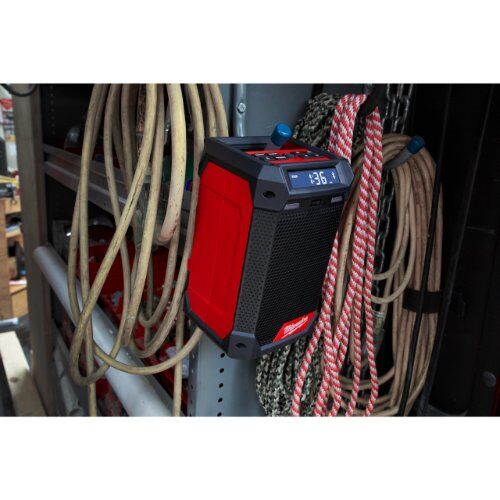  Akku Radio Milwaukee Akku- /Netz-Radio mit Ladefunktion M12 RCDAB+-0 12428147