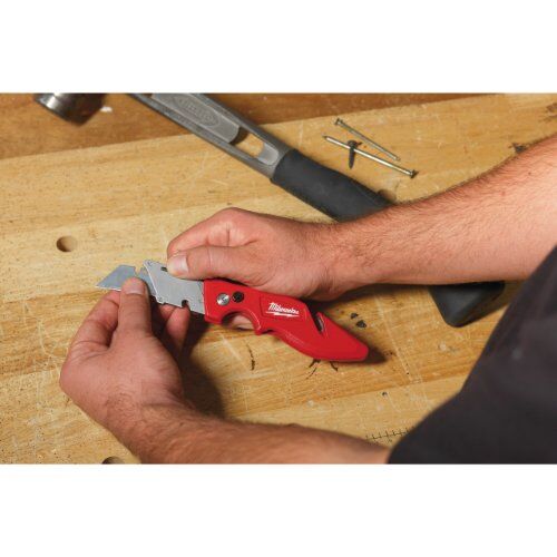  Messer Milwaukee Universal-Klappmesser FASTBACK inkl. Ersatzklinge 12428422