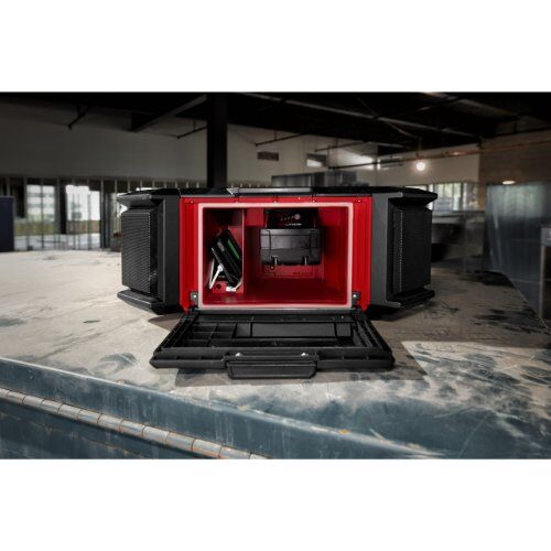  PACKOUT™ Elektrowerkzeuge Milwaukee Akku-/Netz-Radio mit Ladefunktion PACKOUT M18 PRCDAB+-0 12442830