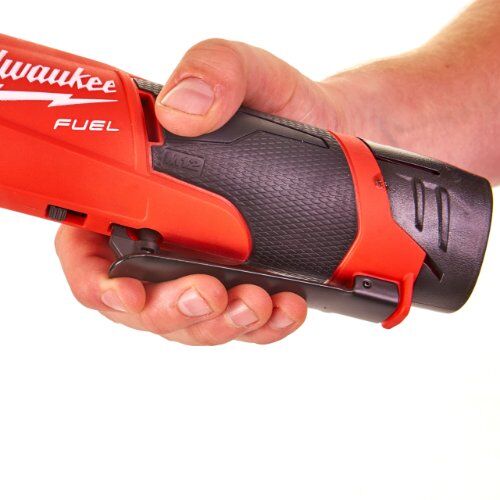  Ratschen Milwaukee Akku-Ratsche M12FIR38-201B, 1 Akku, Werkzeugtasche 12442942
