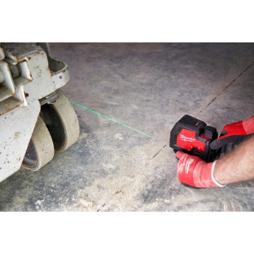  Laser Milwaukee Kreuzlinienlaser L4CLL-301C, 1 Akku, Transportkoffer 12442848