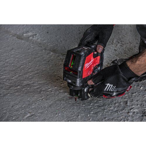  Messen und Markieren Wasserwaagen Milwaukee Kreuzlinienlaser mit Lot L4CLLP-301C, 1 Akku, Transportkoffer 12442847
