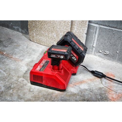  Akkus und Ladegeräte Ladegeräte Milwaukee Schnellladegerät M12-M18 HIGHOUTPUT M12-18 SC, im Karton 12443190