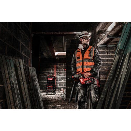 Warnschutzwesten Milwaukee Premium Warnschutzweste, Gr. S-M orange 12443446
