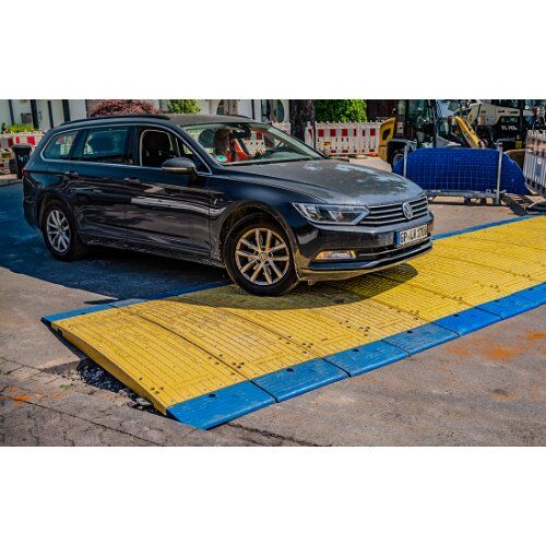  Arbeitsstellen- und Straßensicherung Oxford LKW Überfahrplatte Low Pro Mittelstück 23/05 Fahrplatten Kunststoff 12466332