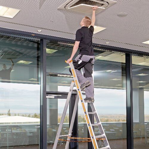  Layher Steigtechnik Leitern Layher 3 Stufenstehleiter einseitig begehbar TOPIC 1064 1,45 - 3,70m 12467149
