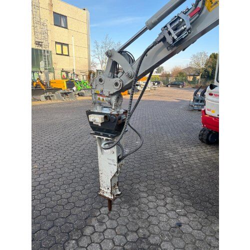  Hydraulikhämmer TOKU TNB-1M Hydraulikhammer gebraucht – zu kaufen in Langenfeld 12467036