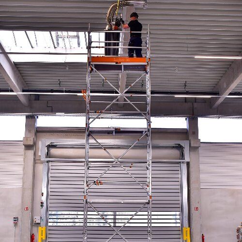  Layher Steigtechnik Layher Uni Leicht P2 mit Uni Telegeländer 12466972